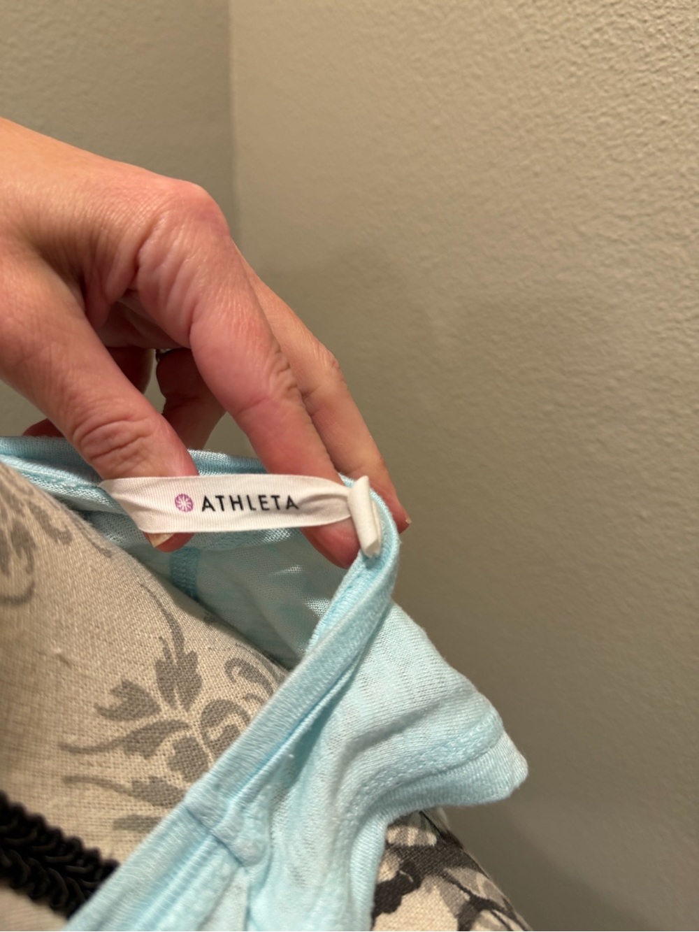 Athleta Breezy Tank, Icy Aqua Light Blue,  Racerback Tank Top Sz.M - Picture 4 of 5